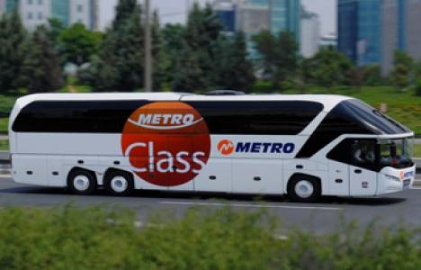 Metro Turizm yolcuların ismini otobüslerine yazdırıyor!