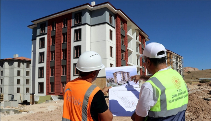 Elazığ'daki 2 bin 936 deprem konutu yıl sonunda tamamlanacak!