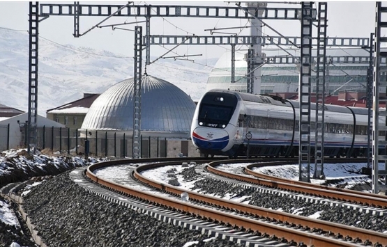 Türkiye de hızlı tren yatırımları hız kesmiyor!