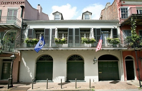 Brad Pitt ve Angelina Jolie ABD deki evini satışa çıkardı!