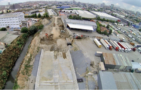 Ayamama Deresi’ndeki ıslah çalışmaları 5 bin 400 metreyi aştı!