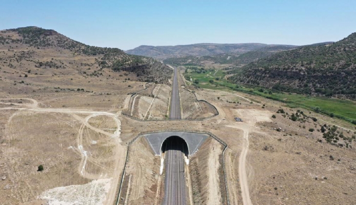 Bakan Abdulkadir Uraloğlu: 4 ekolojik köprü yapım çalışmaları devam ediyor!