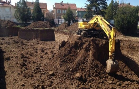 Tokay Zile'de inşaat şirketine satılan çocuk parkının resmini çekmek yasak!