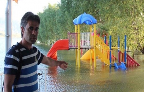 Kılıçkaya Barajı'ndaki taşma nedeniyle yollar su altında kaldı!