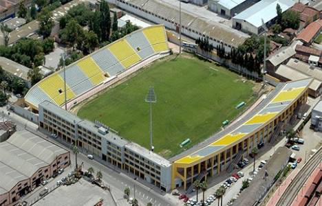 İzmir kulüpleri Alsancak Stadı'nın kapatılmasına isyan etti!