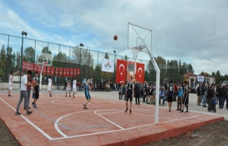 Yozgat Zeynel Kaplan Spor Kompleksi hizmete açıldı!