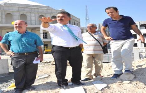 Başkan Hamit Tuna inşa halindeki Yunus Emre Kültür Merkezi'ni inceledi!