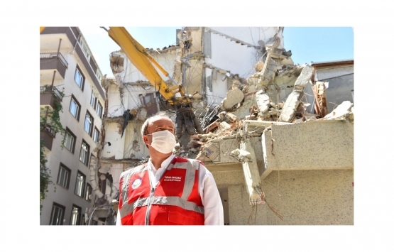 Avcılar da kentsel dönüşüm hız kesmiyor! 2 günde 15 bina yıkıldı!