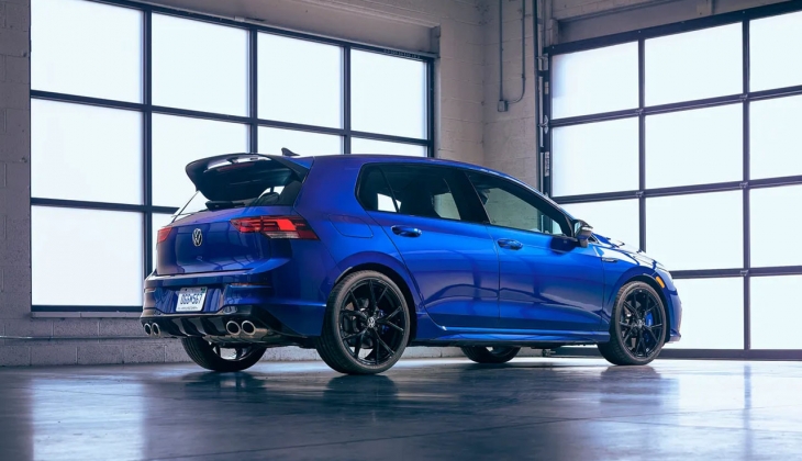 Volkswagen Golf R Haziran ayı fiyatı dudak uçuklattı! Fiyatı görenler şok oldu