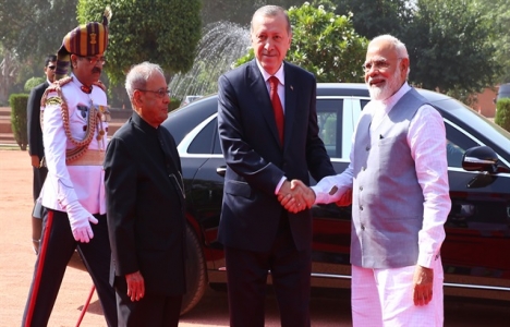 Hindistan Başbakanı Modi'den Türk yatırımcılara çağrı!