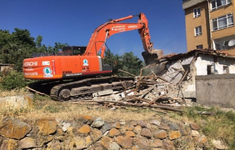 Ankara'da metruk binalar yıkılacak!