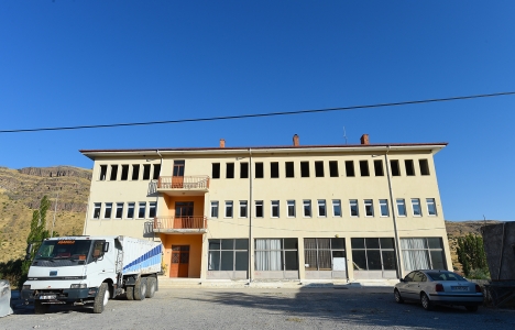 Kozluca Eski Belediye Binası sosyal hizmet binası olacak!