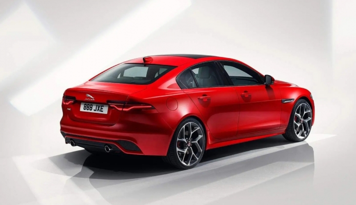 Jaguar da zam yaptı! İşte Jaguar XE’nin 6 Ekim 2022 fiyat listesi…