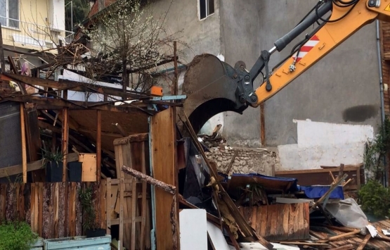 Bursa Osmangazi'de kaçak işletme yıkıldı!