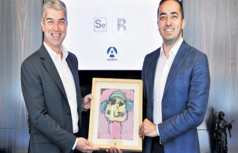 Aşçıoğlu, Selenium Retro'yla eğitime destek verecek!