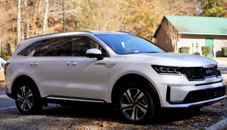 Üstün sürüş özellikleri ile donatılmış Kia Sorento uygun fiyatlarla bayilerde