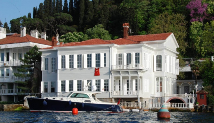 Dizilere ev sahipliği yapan Abud Efendi Yalısı'nın hissesi bir yıl aradan sonra tekrar satışta! 