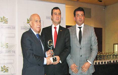 Flora Halı 'Uluslararası Kalite Ödülü'nü aldı!