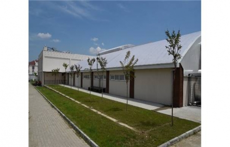 Bursa Gürsu Yüzme Havuzu'nun çatısı yenilendi!