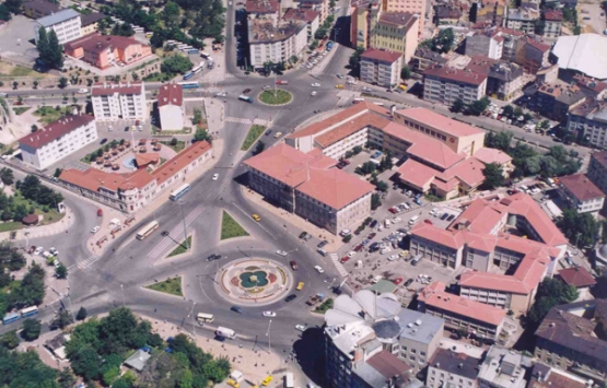 Sivas Merkez'de 5.6 milyon TL'ye satılık tarla!