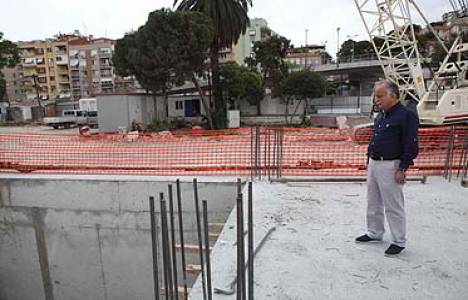 Bayraklı Belediye binası 2015'te bitecek!