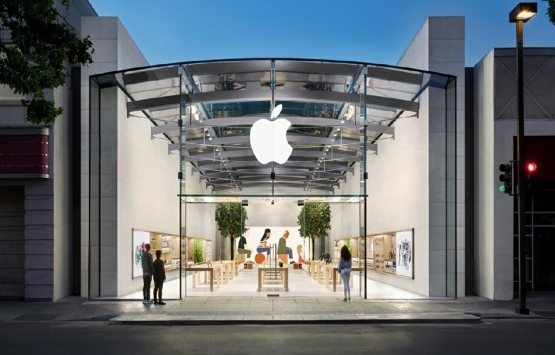 Apple ABD'de 100 mağazasını yeniden açacak!
