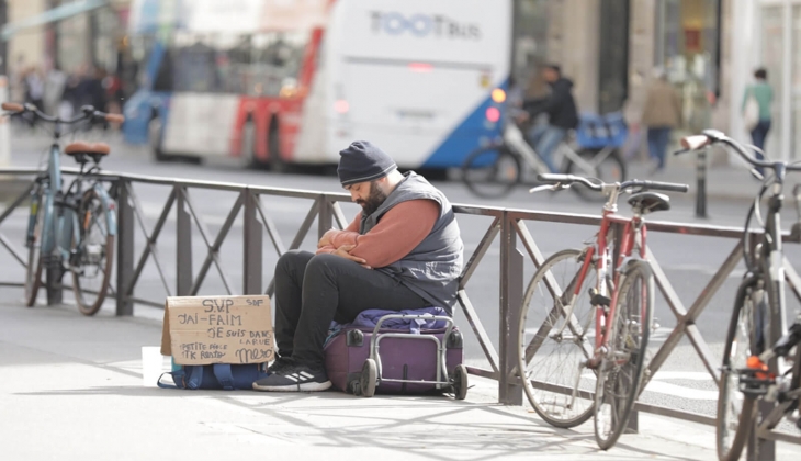 Avrupa da evsiz sayısı katlanıyor! Daha fazla sosyal konut ve uzun vadeli çözüm gerekiyor!