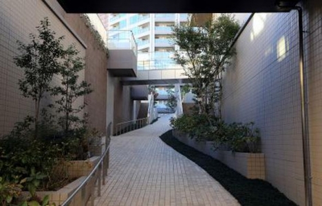 Tokyo da marketin çatısına 17 villa inşa edildi!