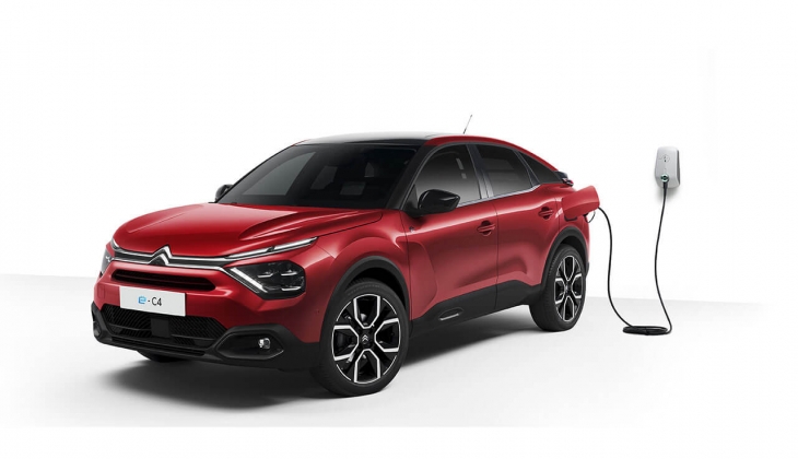 Citroen e-C4 lansmana özel fiyatıyla satışta! Türkiye’nin en ucuz elektrikli otomobili!
