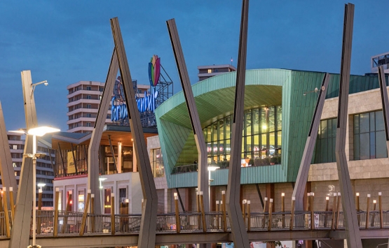 Forum İstanbul'da dövizle kira ödeyen esnaf, kepenk kapattı!