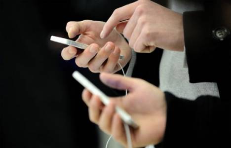 İnşaat sektörü çalışanları için süper dayanıklı CatB150Q telefon! 