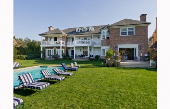 Heidi Klum un 10 milyon dolarlık malikanesinin kapısını çaldılar!