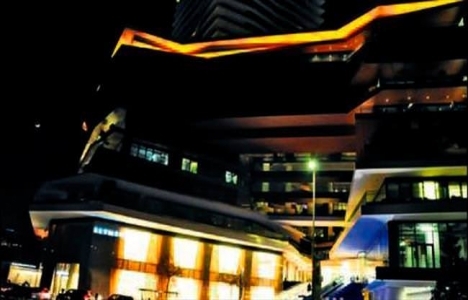 Zorlu Centerda yangın mı çıktı