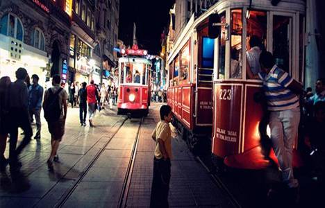 Turistler İstanbul'da kendini güvende hissediyor!