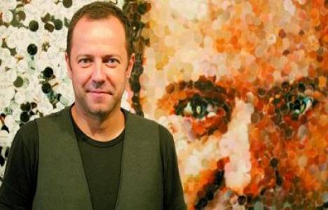 Vik Muniz gecekondu mahallesine sanat okulu kuruyor!