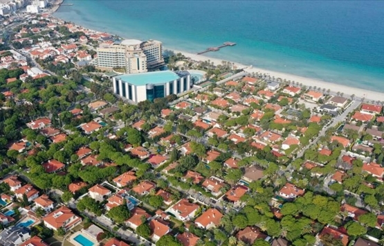 Reges Çeşme Nisan da açılıyor!