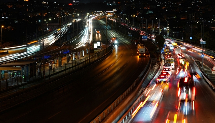 Eminönü ve Kadıköy e araçla giriş ücretli olacak! İstanbul da trafik sorununa giriş ücreti önerisi! 
