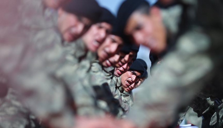 Askerlik mesleğini yapmak isteyenlere müjde! 16 bin erbaş ve er alınıyor!