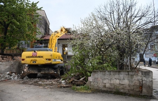 İnegöl'de yıkımlar başladı!