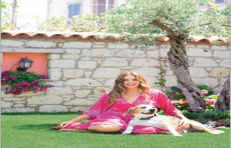 Doğa Rutkay,evinin kapılarını Instyle Home a açtı!
