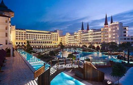  Antalya'daki oteller yüzde 100 doluluk oranına ulaştı!