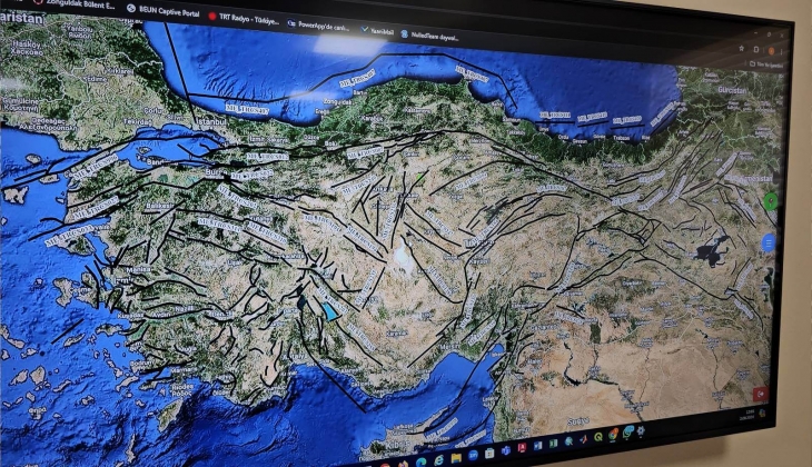  Deprem Bilgi Sistemi uygulaması güncellendi! Fay hatları ve geçmişteki depremler de eklendi!
