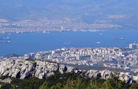 İzmir'de satılık gayrimenkul 1 milyon 975 bin TL!
