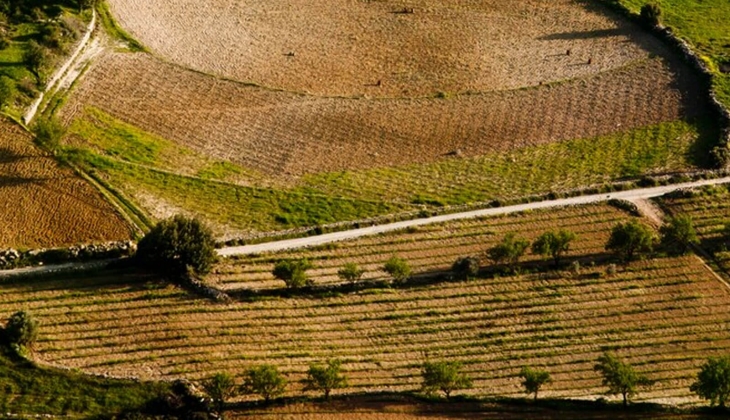DSİ ve İl Özel İdare, iki şehirde konut imarlı arsalar ile arazileri satıyor! 7 bin TL den başlayan fiyatlarla...