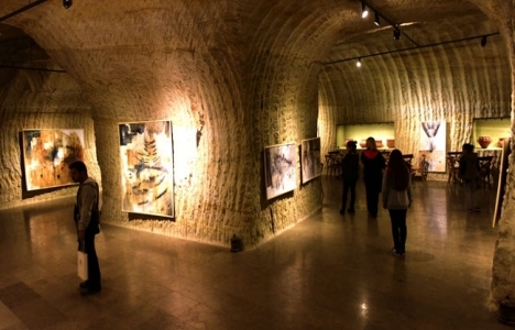 Nevşehir'deki yer altı müzesinde Bireyselin Anatomisi sergisi açıldı!