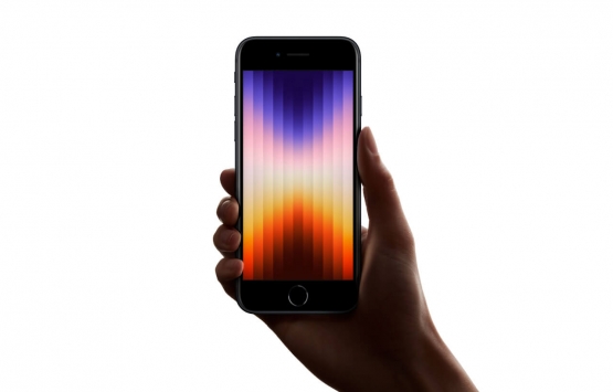 Son dakika yeni iPhone SE Tanıtıldı! İşte iPhone SE 2022 Mart Fiyat Listesi...