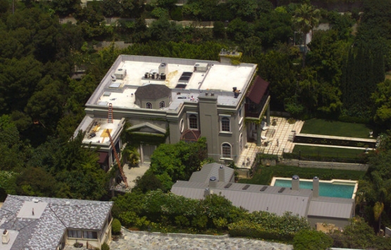 Sharon Stone un Hollywood daki 16 milyon dolarlık malikanesi!