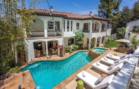 Vanessa Hudgens Los Angeles taki evini 4 milyon dolara satıyor!