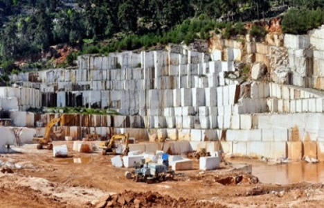 Kamu binası yapımı durunca doğaltaş ihracatı azalacak!