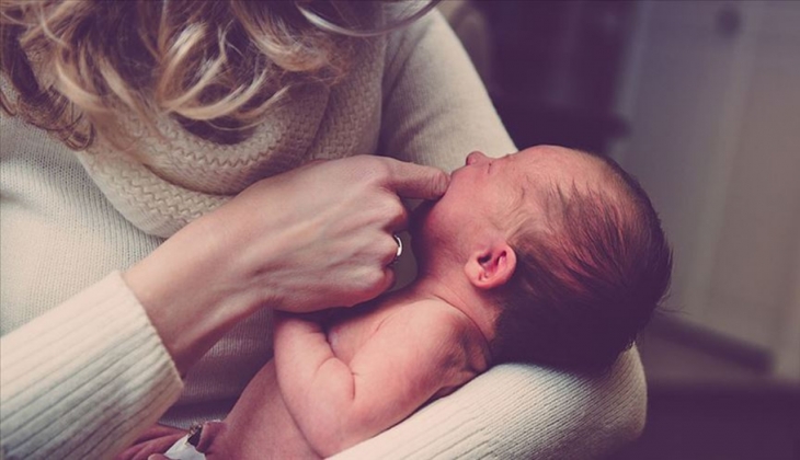Aile Bakanlığı’ndan kadınlara müjde üstüne müjde! Resmen açıklandı! 2023 doğum izni ücreti belli oldu!